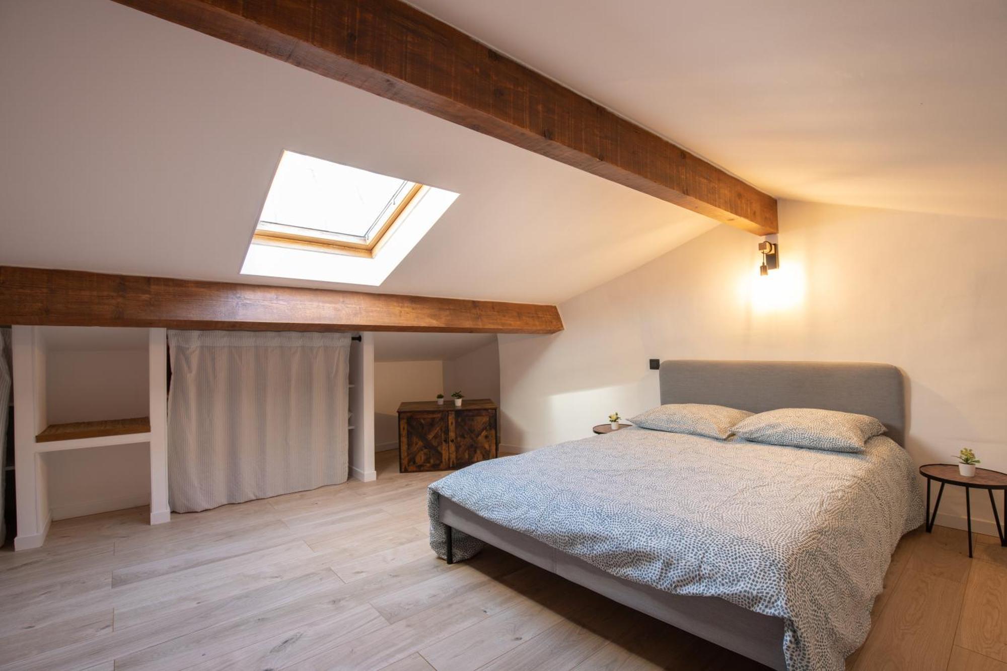 Le Duplex - Hypercentre - Wifi Appartement